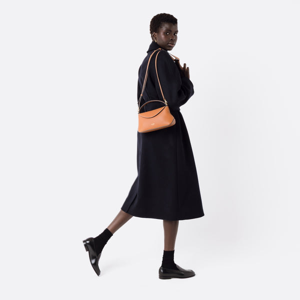 Stow Mini East West Curve Bag