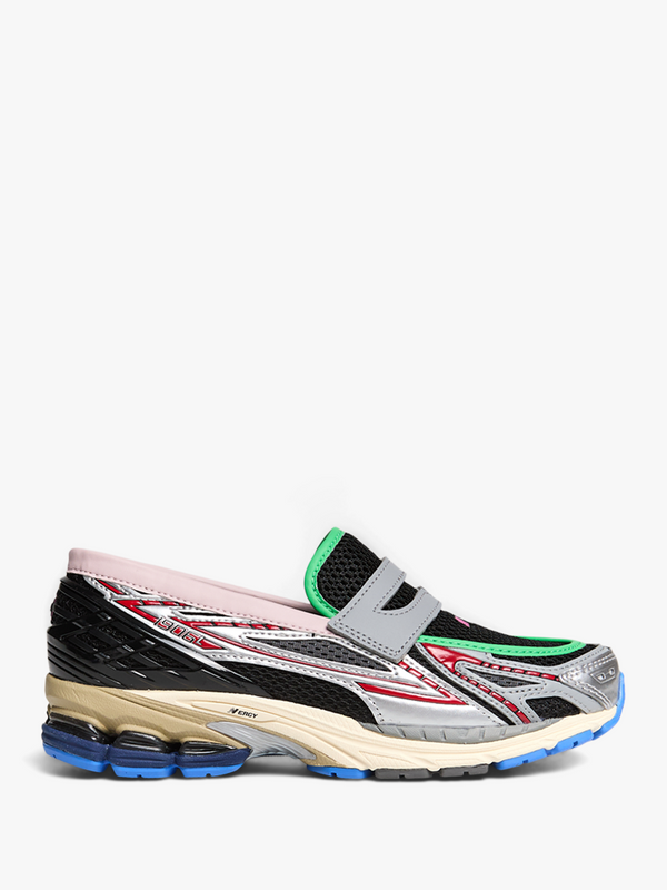 stoy 1906 Sneakers in Silver Metallic Black and Fire Cracker