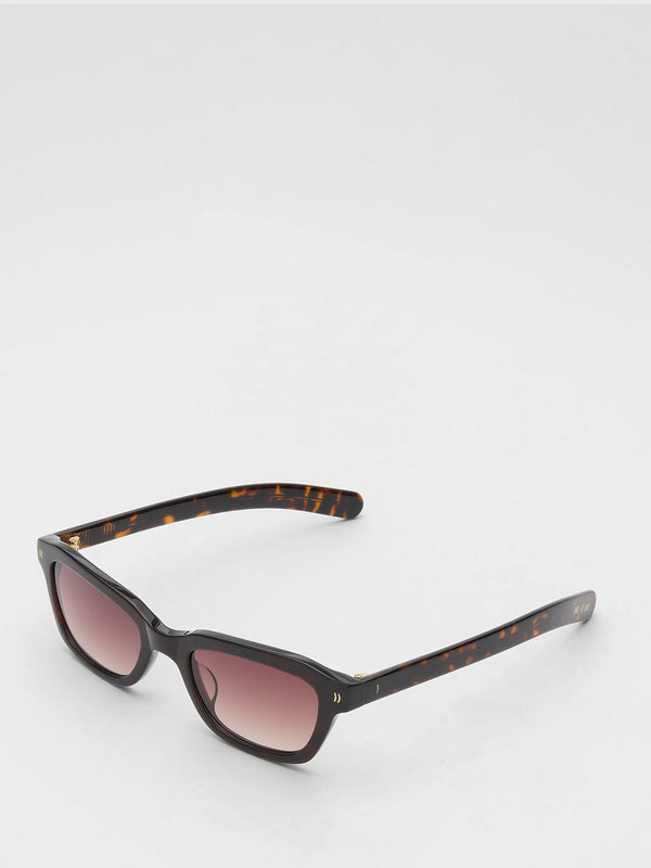 Stoy Clint Sunglasses In Dark Tortoise And Brown Gradient Lens