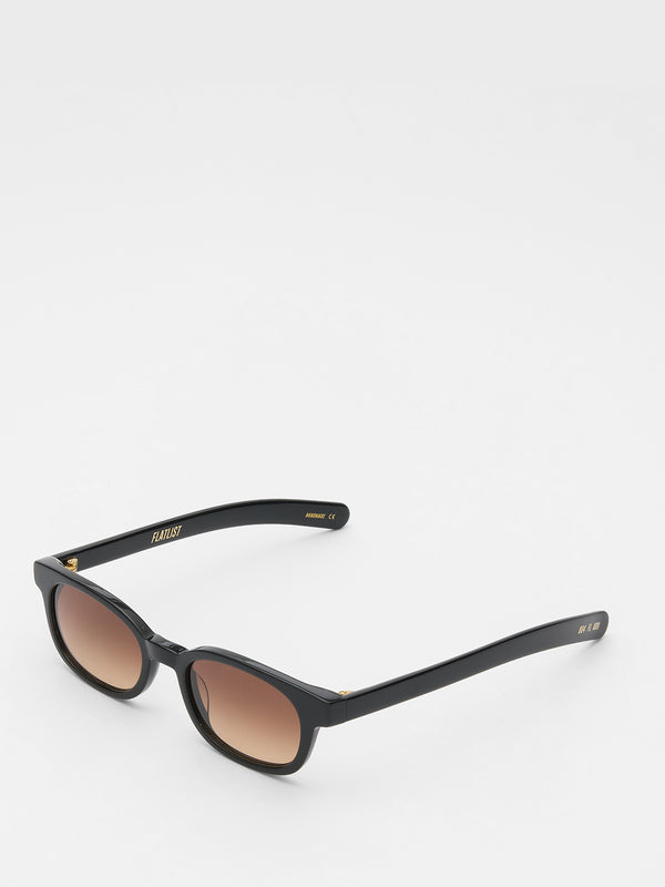 Stoy Le Bucheron Sunglasses In Solid Black And Brown Gradient Lens