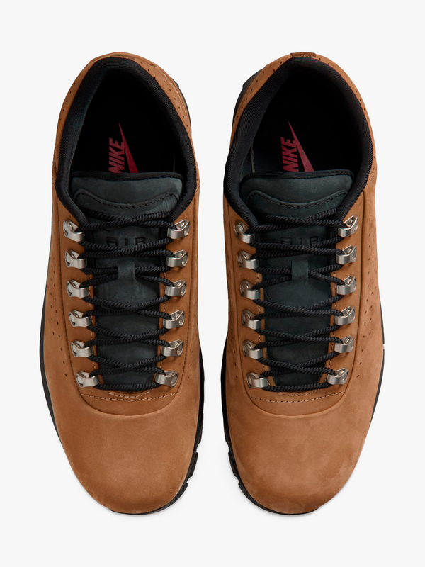 Stoy Air Max Goadome Low In Taupe And Black