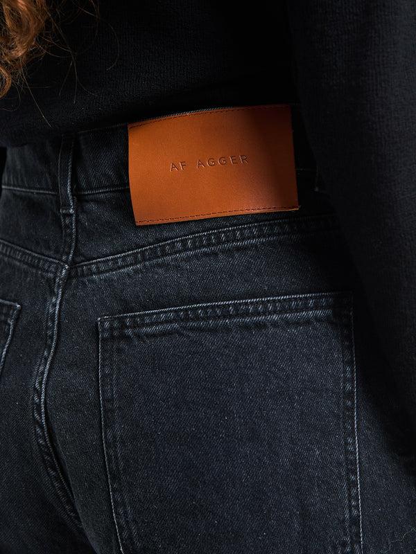 Stoy Barrel Jeans In Washed Black