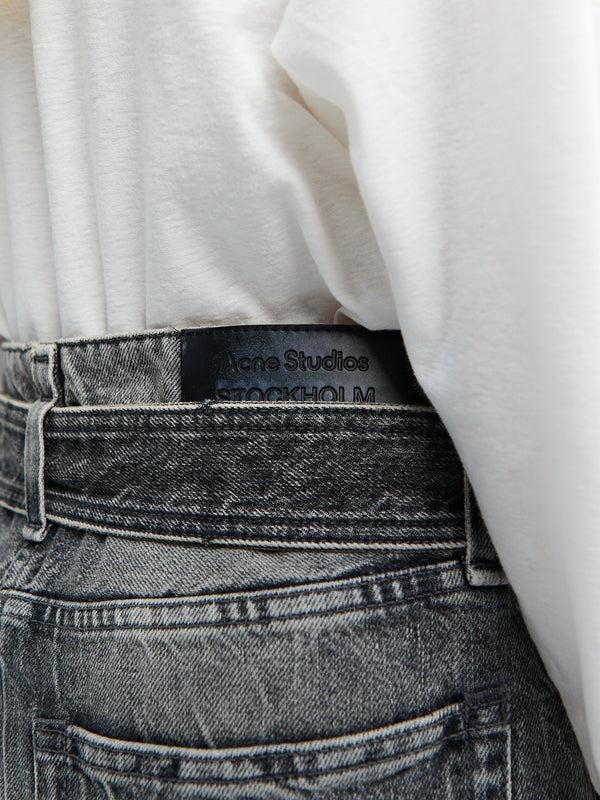 Stoy Belted Jeans In Washed Black