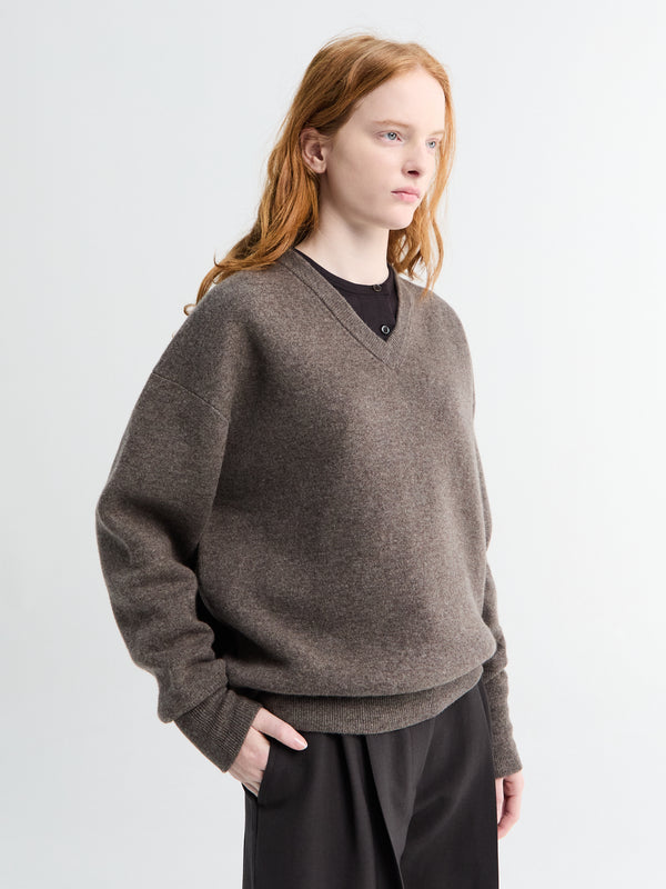 stoy Cashmere V-neck Jumper in Mouse