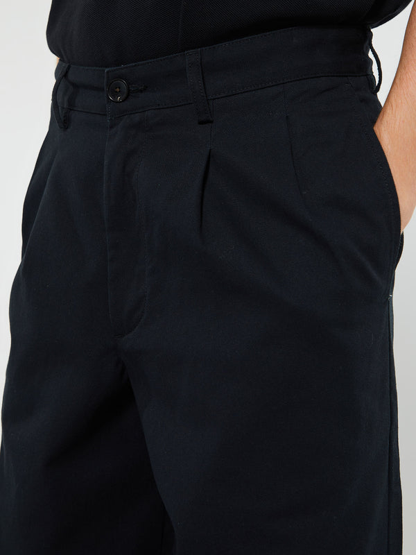 Stoy Classic Twill Double-Pleat Pants In Black