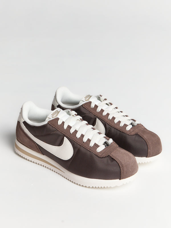 Stoy Cortez In Brown And Khaki