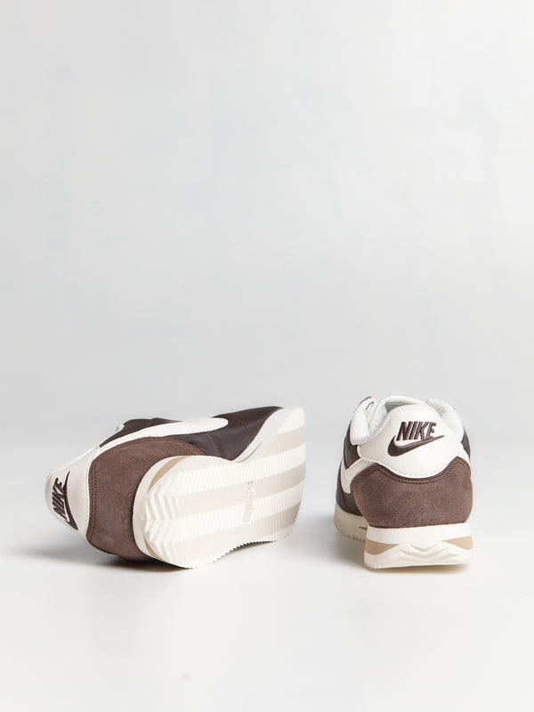Stoy Cortez In Brown And Khaki