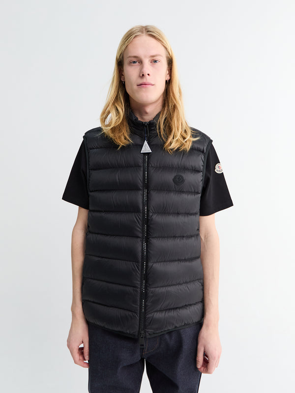 stoy Deneb Gilet in Black
