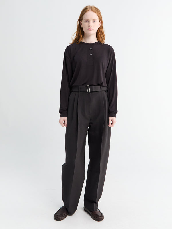 stoy Double Pleat Belted Pants in Black Grape