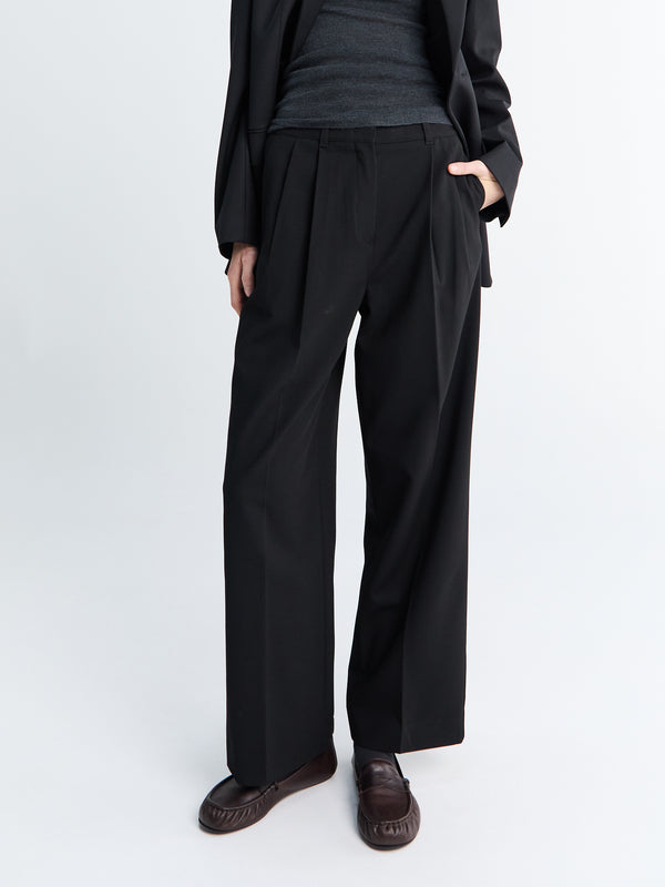 stoy Double Pleated Slacks in Black