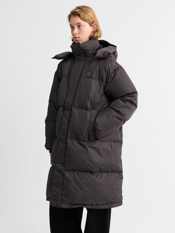 Stoy Dyngja Down Coat In Licorice
