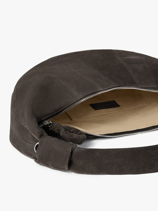 Stoy Fortune Croissant Bag In Ebony Brown