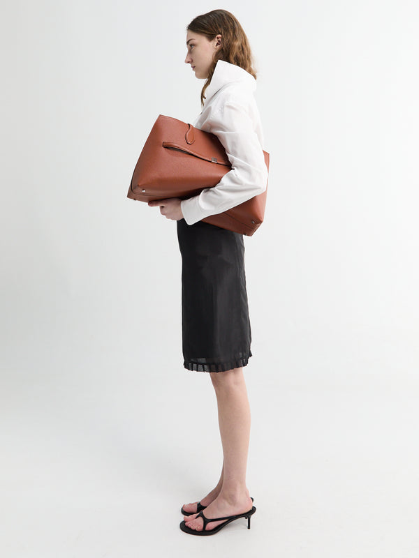 Stoy Graind Leather Lounge Tote Bag In Sienna