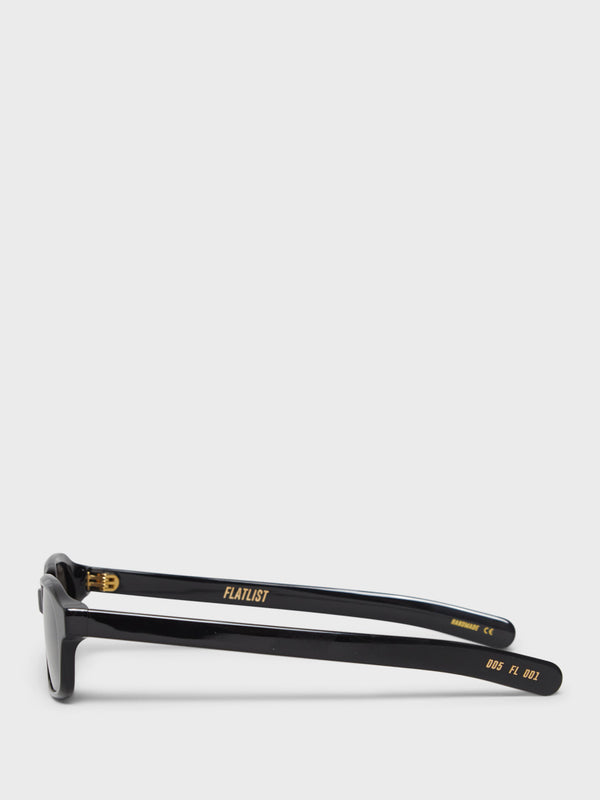 Stoy Hanky Sunglasses In Black
