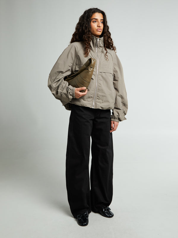 Stoy High Waisted Curved Pants In Black