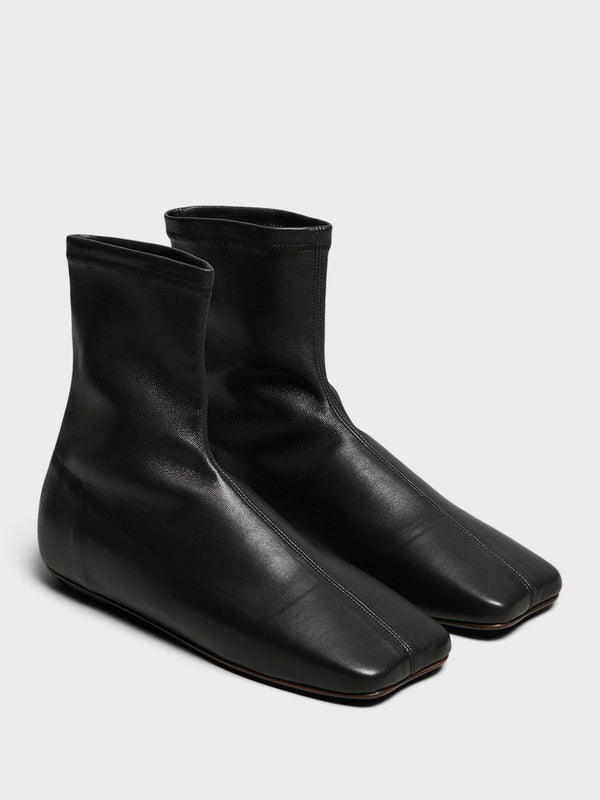 Stoy Hira Ankle Boots In Black