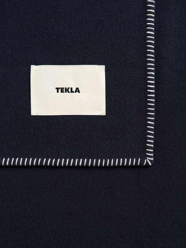 Stoy Lambswool Blanket In Dusk Blue