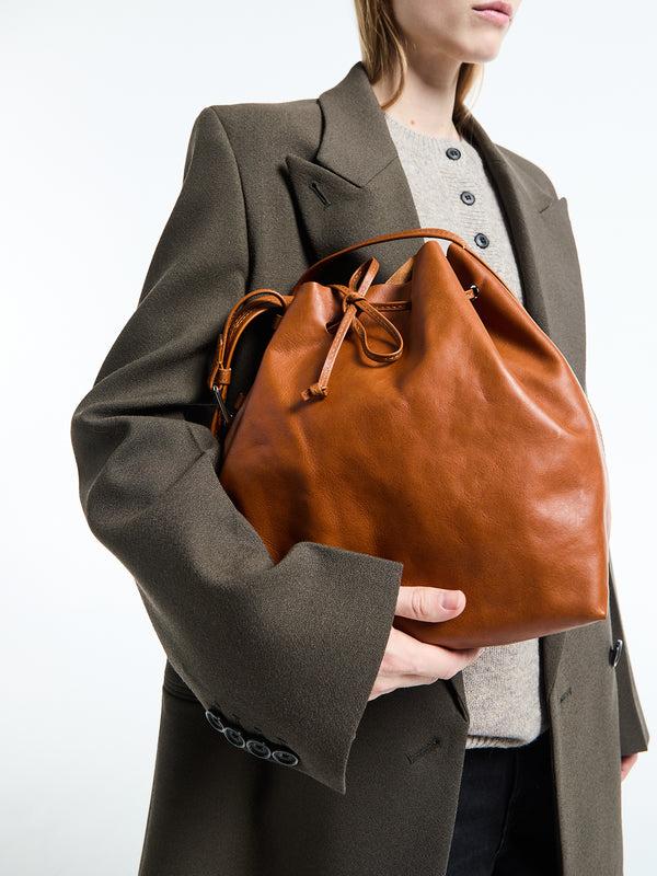stoy Leather Bucket Bag in Cognac