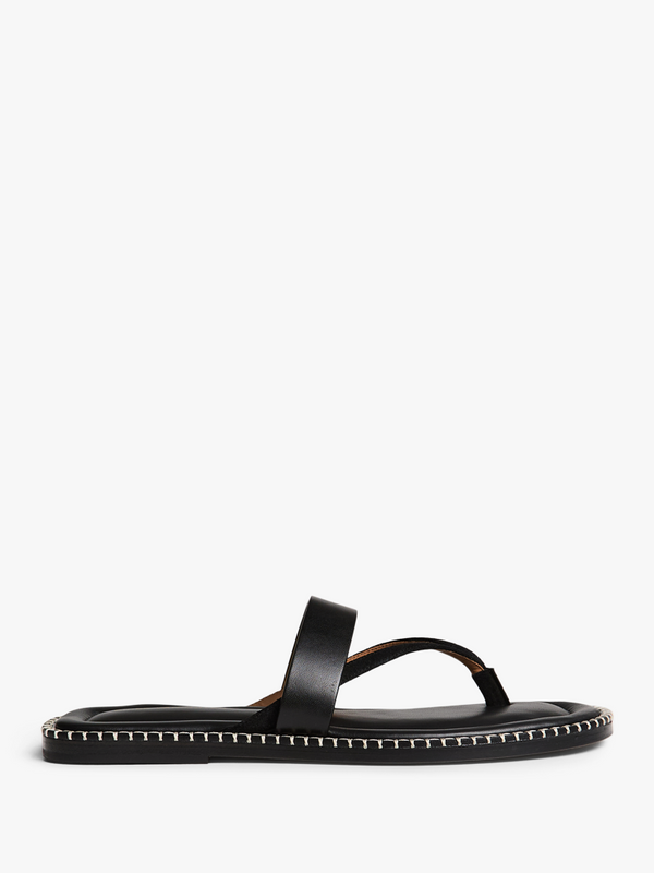 stoy Leather Sandals in Black
