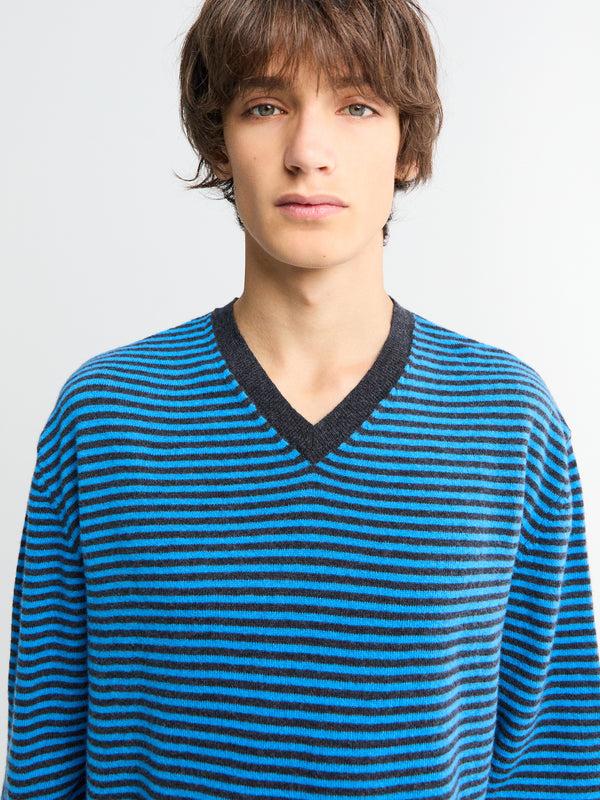 Stoy Leo Sweater In Blue