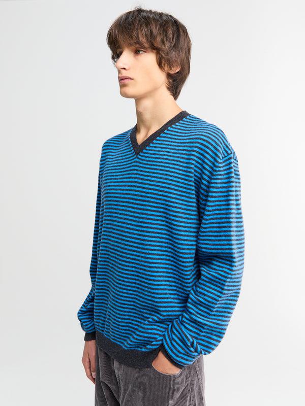 Stoy Leo Sweater In Blue