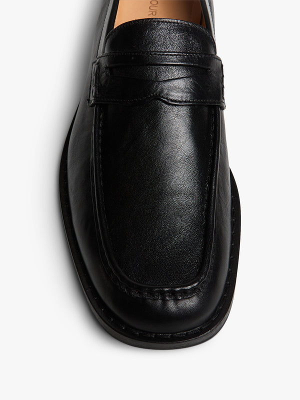 Stoy Light Loafer In True Dyed Black Leather