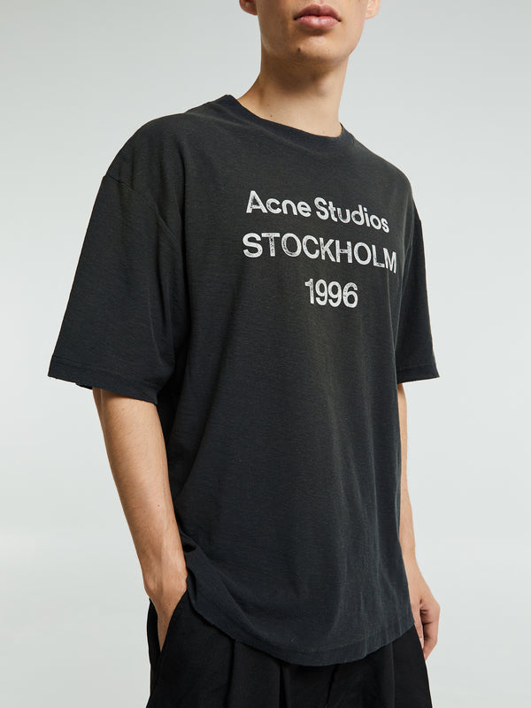 Stoy Logo T-shirt In Faded Black