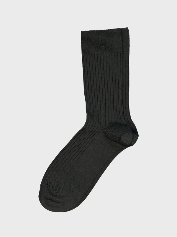 stoy Mrs. Silky Fine Socks in Lava