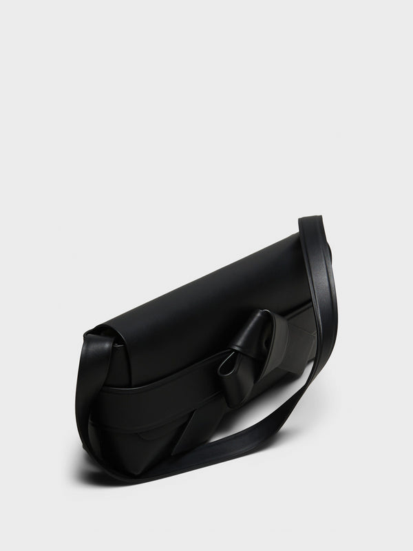 Stoy Musubi Shoulder Bag In Black