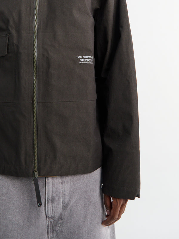 Stoy Off-Race 3L Cotton Shell Jacket In Dark Olive