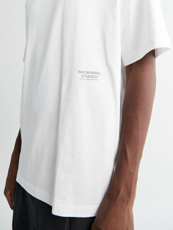 Stoy Off-Race Graphic T-shirt In Maroon