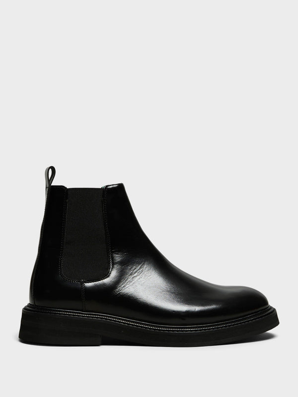 stoy Officer Chelsea Boots in Black Nappa Leather