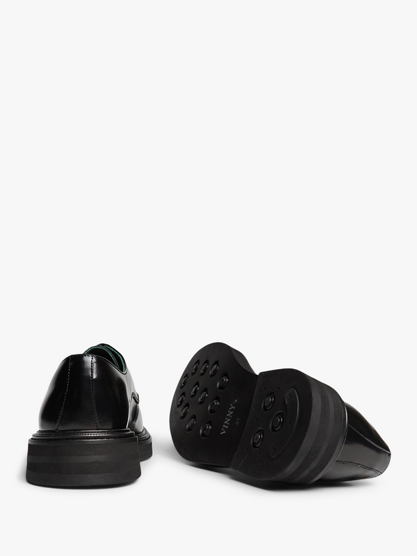 Stoy Officer Derbee In Black Polido