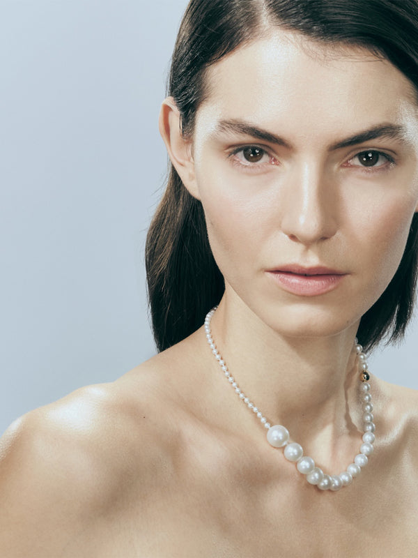 Stoy Peggy Moon Necklace