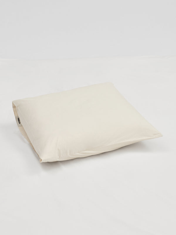 stoy Percale Pillow Sham in Winter White