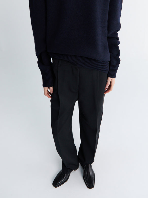 Stoy Pleat Trousers In Black