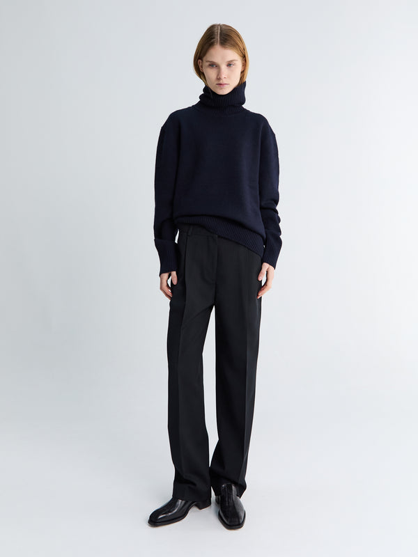 stoy Pleat Trousers in Black