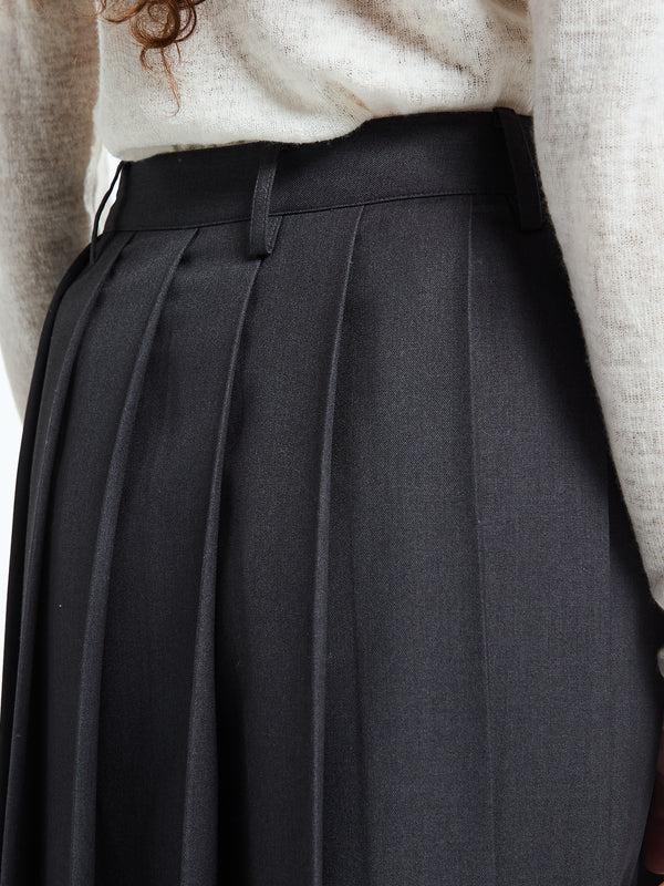 Stoy Pleats Long Skirt In Charcoal Grey