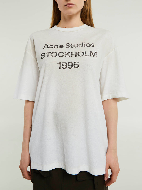 stoy Relaxed Fit Logo T-Shirt in Dusty White