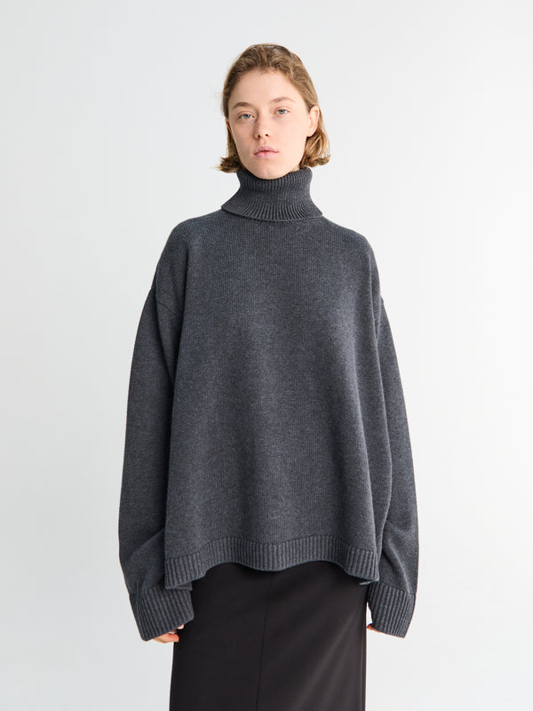 Stoy Rhea Trapeze Turtleneck In Charcoal