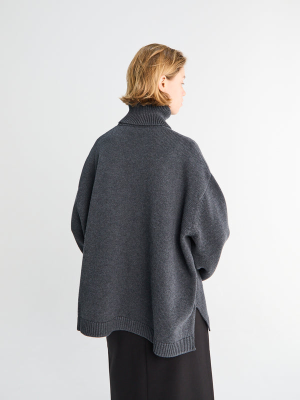 Stoy Rhea Trapeze Turtleneck In Charcoal