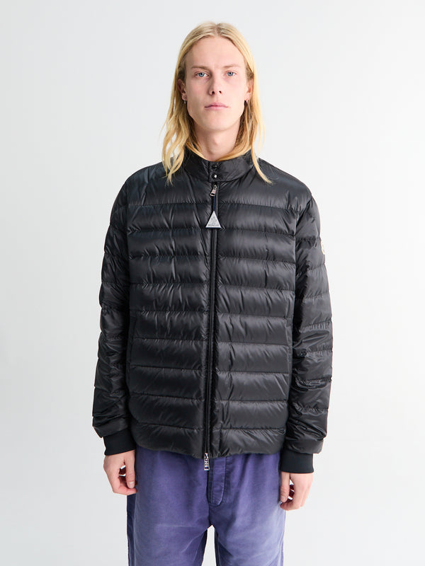 Stoy Rigel Short Down Jacket In Black