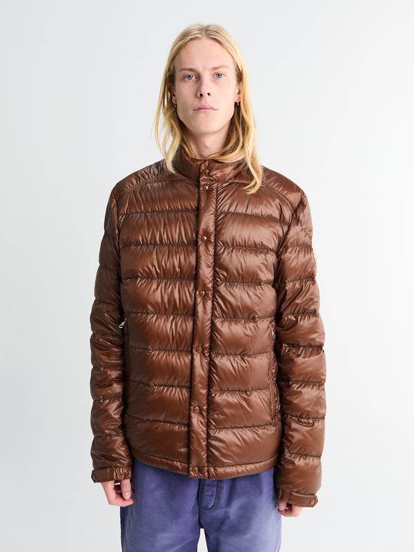 stoy Selves Short Down Jacket in Brown