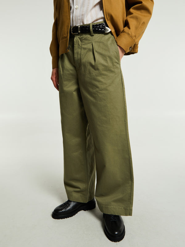 stoy Single-Pleat Baggy Pant in Army Green
