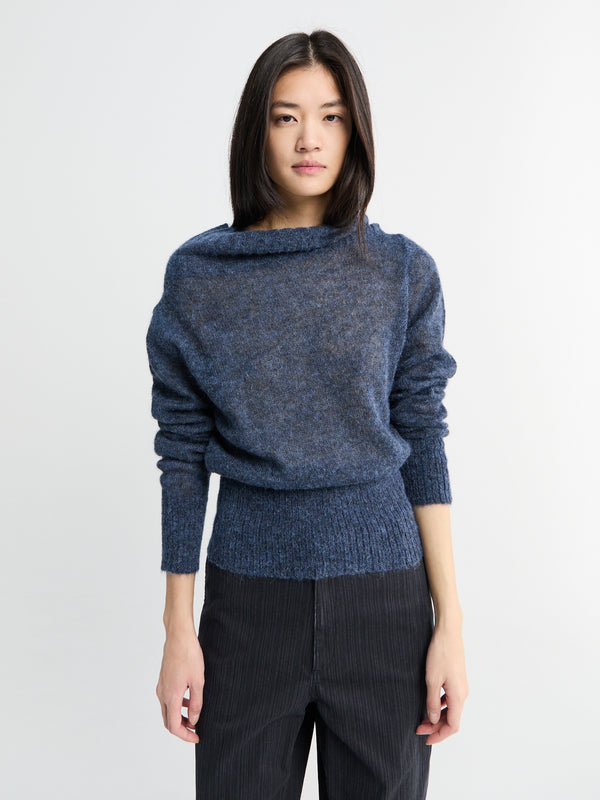 stoy Sofre knit in Navy