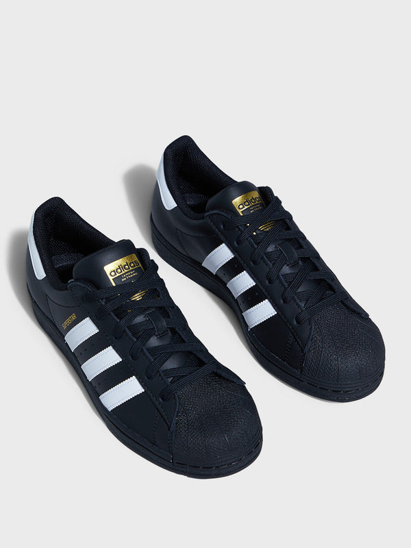 Stoy Superstar Sneakers In Black
