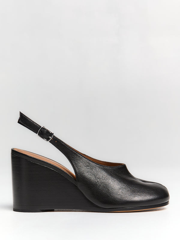 stoy Tabi Wedge Slingback in Black