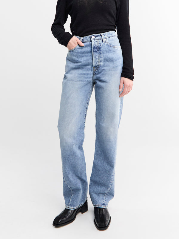 stoy Twisted Seam Denim Full Length in Worn Blue
