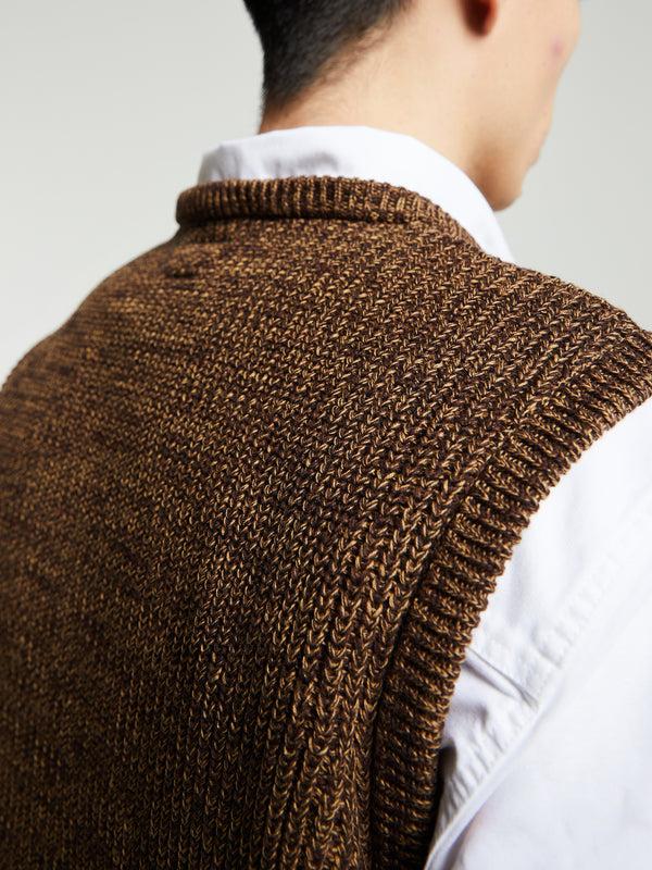Stoy Twisted Yarn Sweater Vest In Tan/Brown