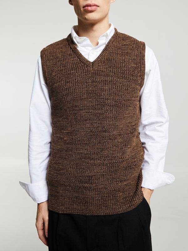 stoy Twisted Yarn Sweater Vest in Tan/Brown